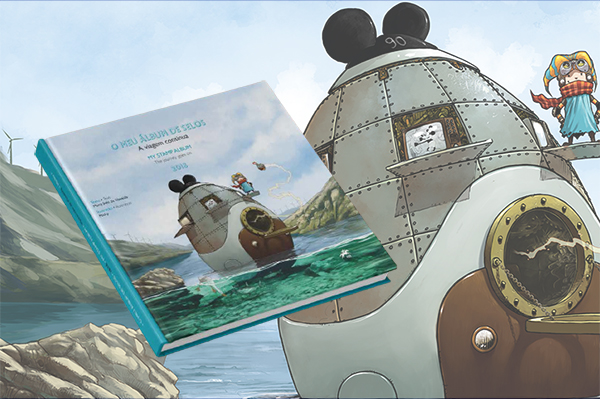 Submarino que flutua na água, com uma personagem em cima de uma das portas.